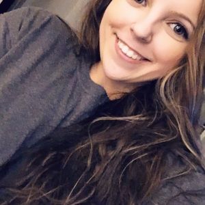 Meet your Posher, Nicole